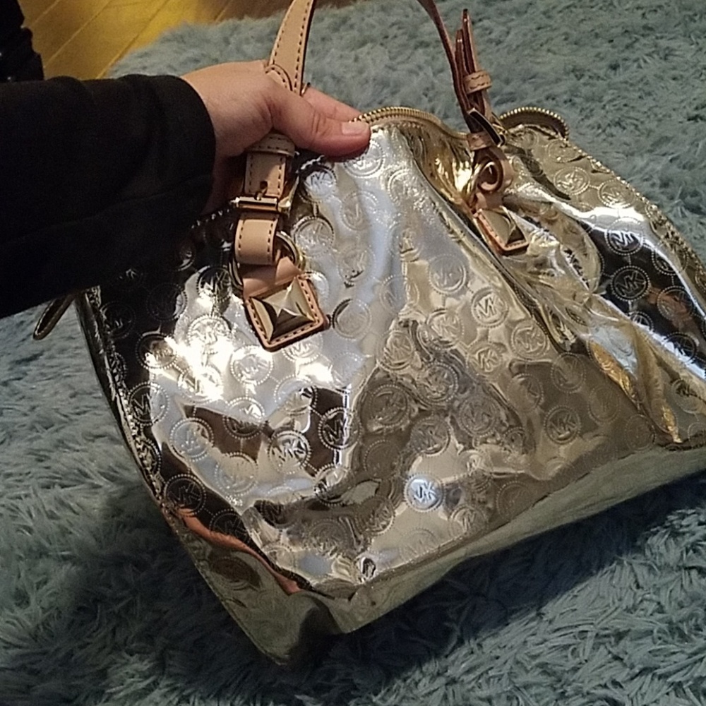 Michael Kors Purse / Purse